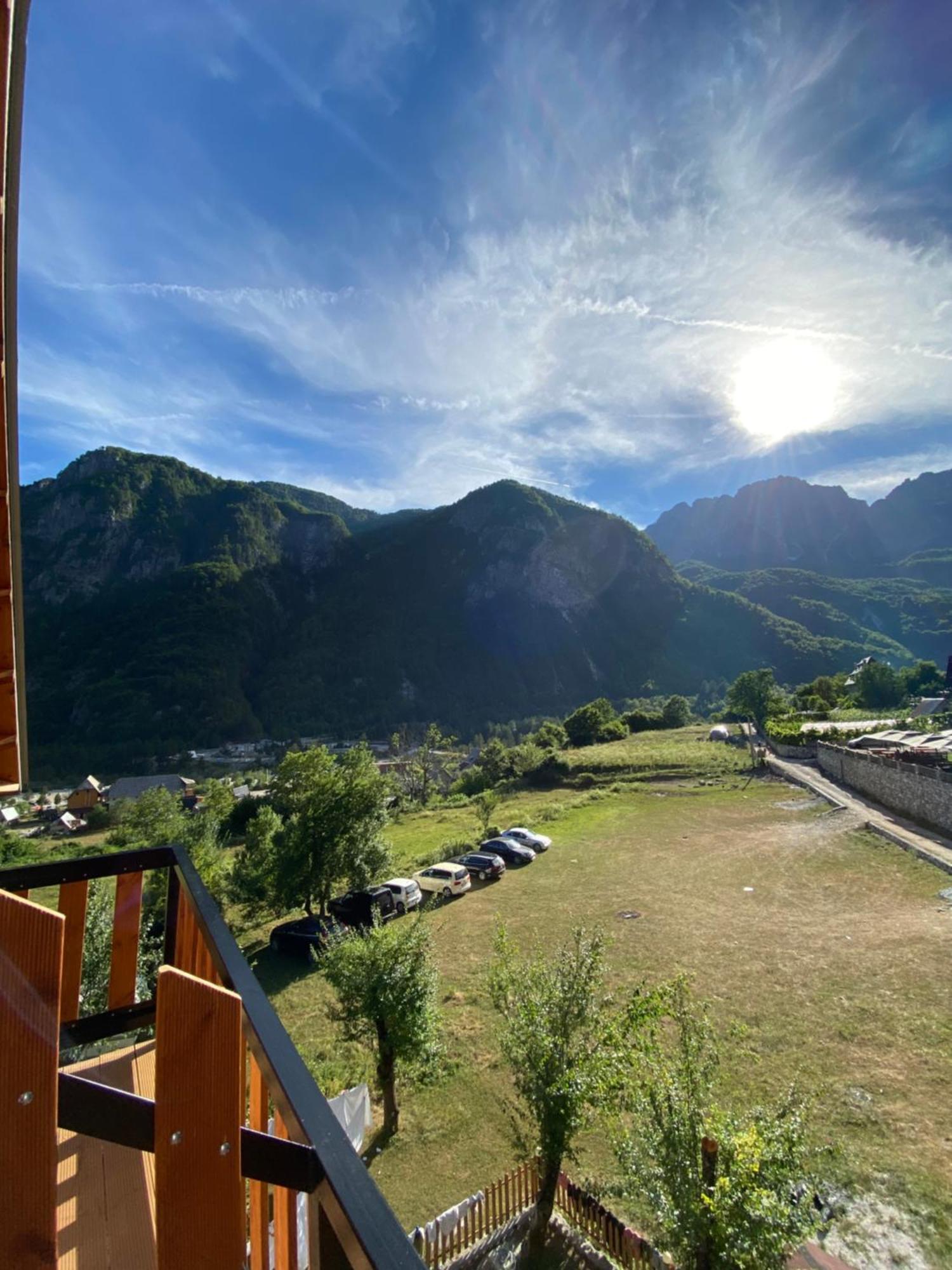 Gegest Hotel Theth Exterior foto